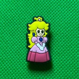 🌼 (5/$10 or 10/$15) NEW Super Mario Brothers Croc Charm. Bundle up to save more.